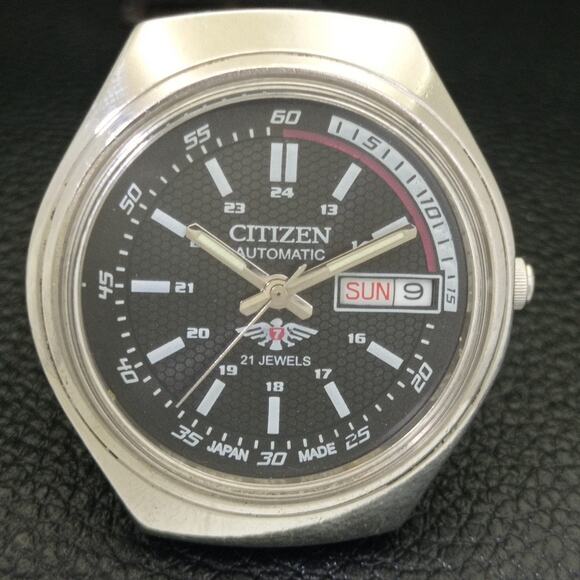 Vintage 1991 Citizen Automatic Mens Silver Watch W/daydate & Red accents - Picture 4 of 10